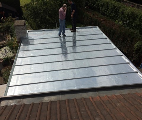 installation de toiture en zinc